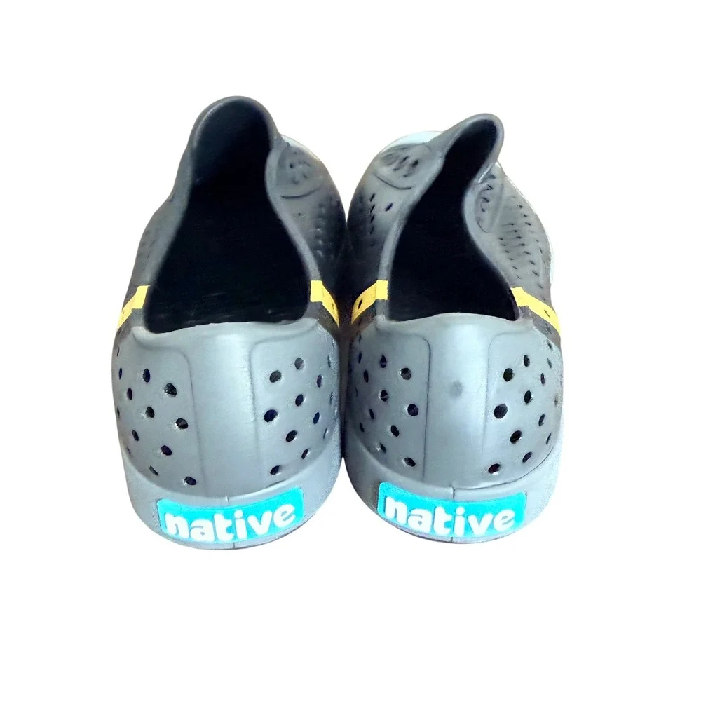 Native Jefferson Grey Black Yellow Stripe Slip On Sneakers‎ Mens 6 Women 8